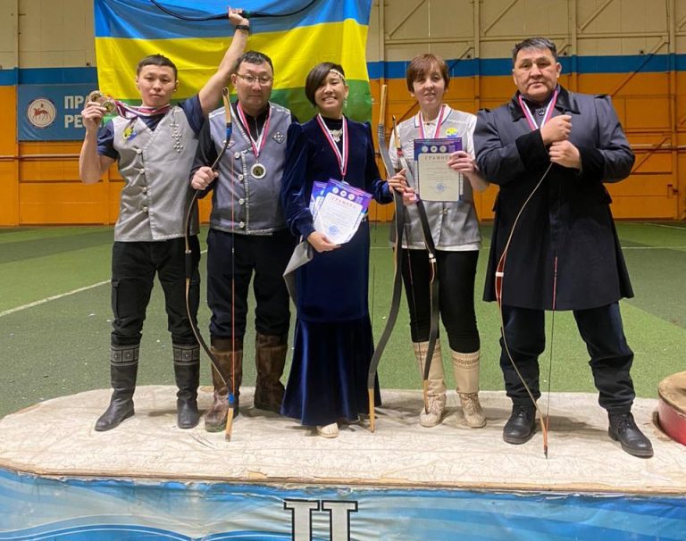 Работники Вилюйского ЖКХ — серебряные призеры турнира по стрельбе из лука