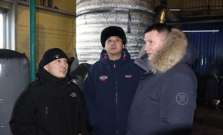 Главный федеральный инспектор по Якутии осмотрел объекты Нижнеколымского ЖКХ