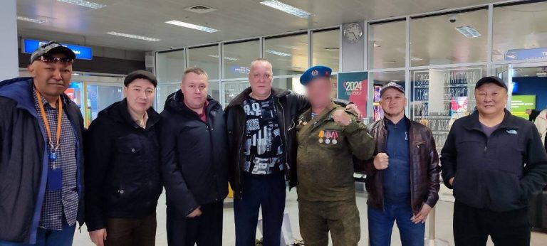 Работники ГУП «ЖКХ РС (Я)» встретили коллегу-военнослужащего