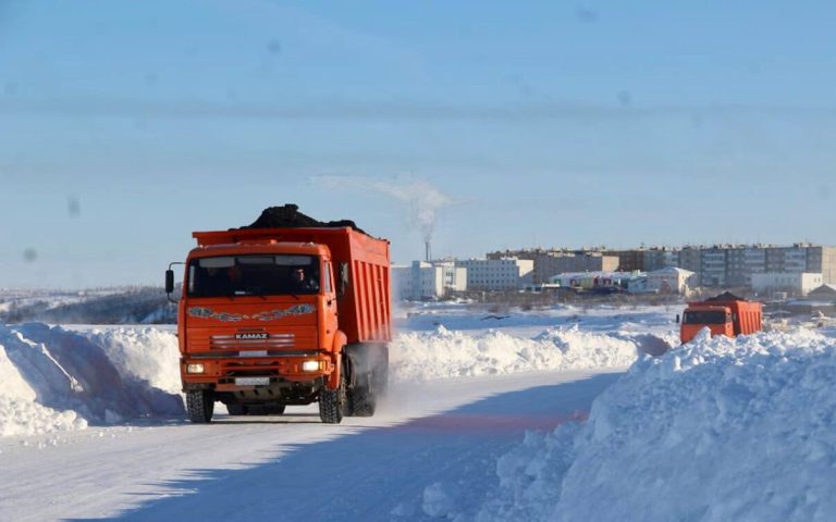 В производственные участки ГУП «ЖКХ РС(Я)» продолжается завоз топлива