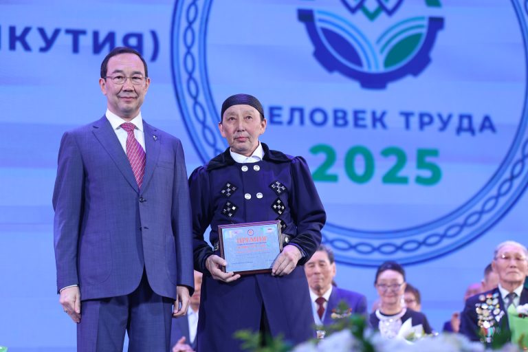 Работник Амгинского ЖКХ — лауреат премии «Человек труда»