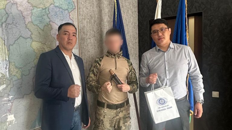 В филиале «Коммункомплектация» встретили коллегу-военнослужащего