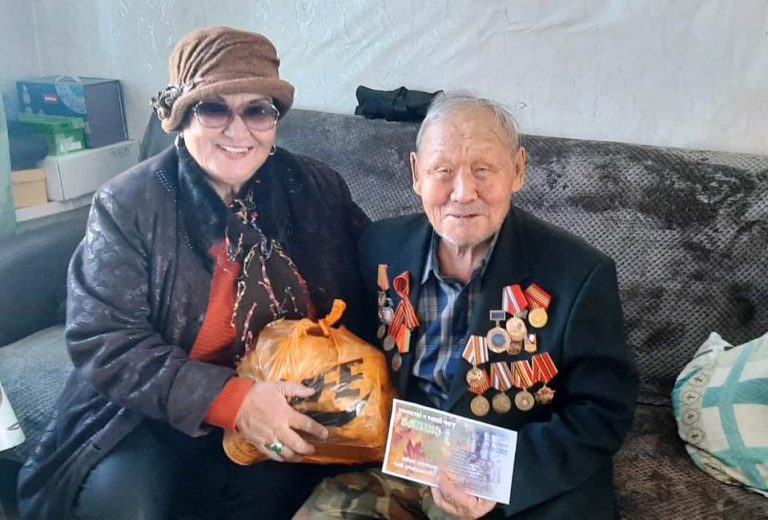 Тепло сердец ветеранам: Добрые дела ГУП «ЖКХ РС(Я)» продолжаются