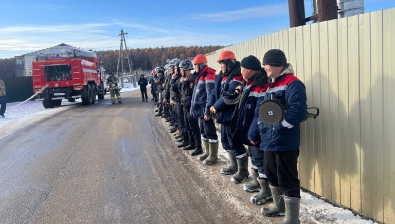 В Верхневилюйском ЖКХ состоялись совместные учения по гражданской обороне