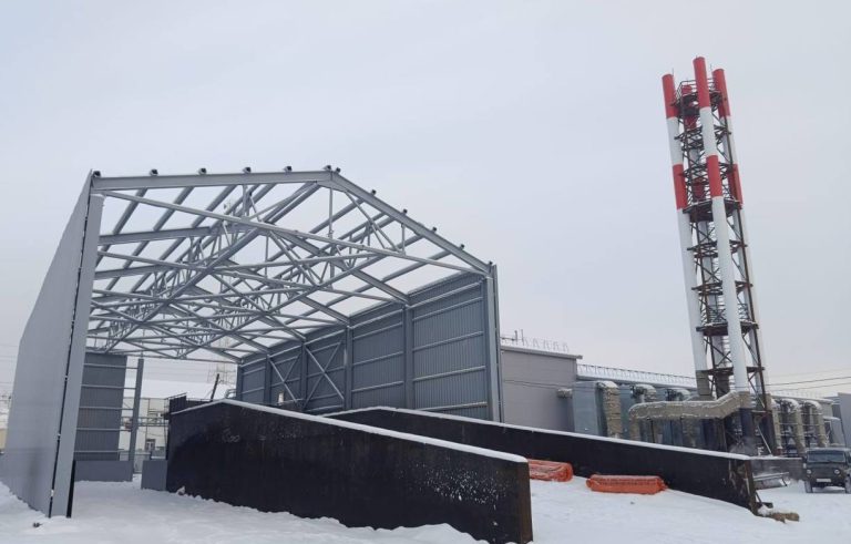 В Усть-Алданском улусе продолжается строительство крупного теплоснабжающего объекта