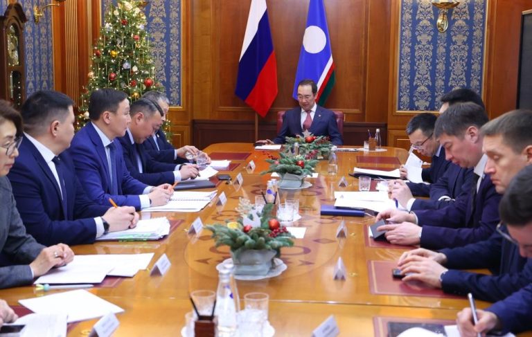 Айсен Николаев рассмотрел предварительные итоги финансово-хозяйственной деятельности ГУП «ЖКХ РС(Я)»