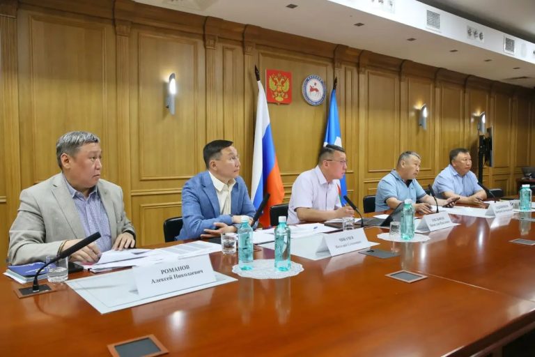 Виталий Чикачев рассказал работе с муниципалитетами по задолженности за коммунальные услуги