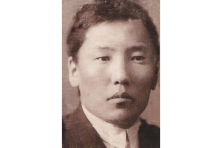 125 лет со дня рождения Анания Андреева